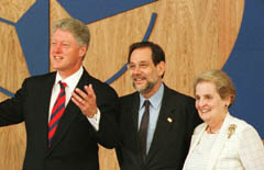 Image of Bill Clinton, Xavier
Solana, and Madeleine Albright